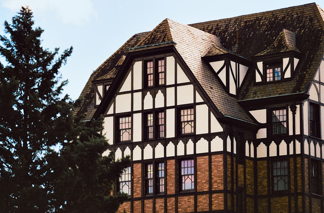 Shot on Canon Elan II with Canon 70-200mm f/2.8 Kodak Gold 200